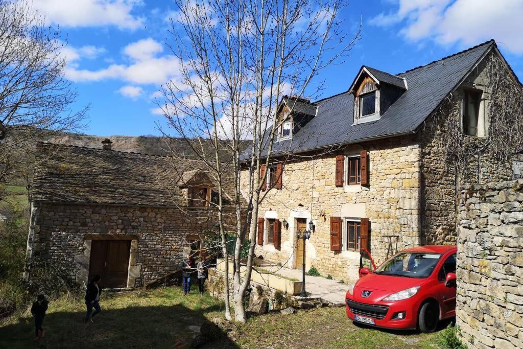Maison traditionnelle en Lozère Saint-Saturnin  Extérieur photo